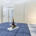 Achates Apartament *